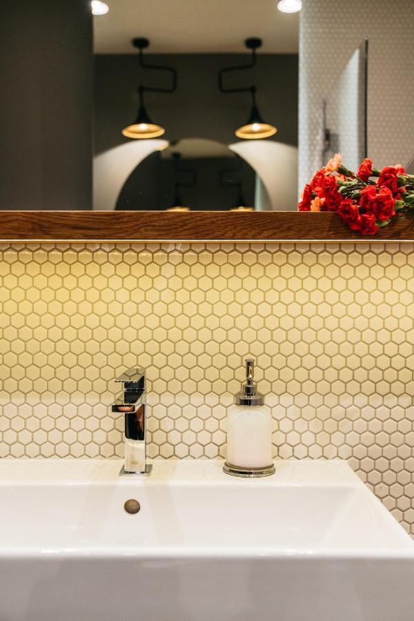 Wawel Apartments - Loftaffair คราคูฟ ภายนอก รูปภาพ